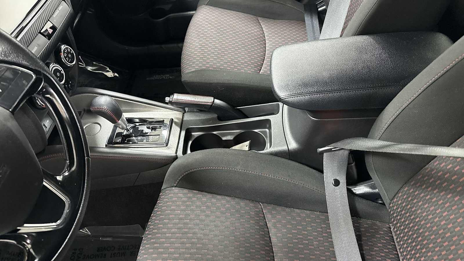 Thumbnail: 2018 Mitsubishi Outlander Sport - 21