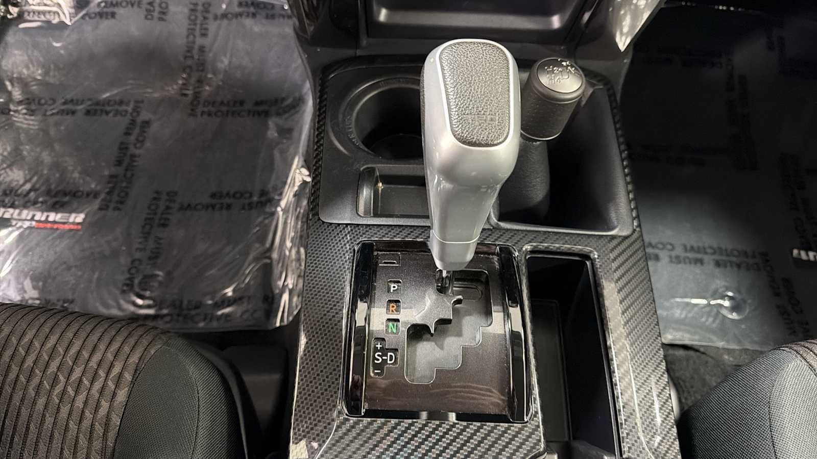 Thumbnail: 2023 Toyota 4Runner - 22