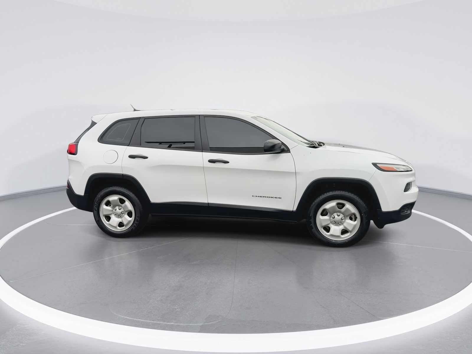 Thumbnail: 2017 Jeep Cherokee - 9