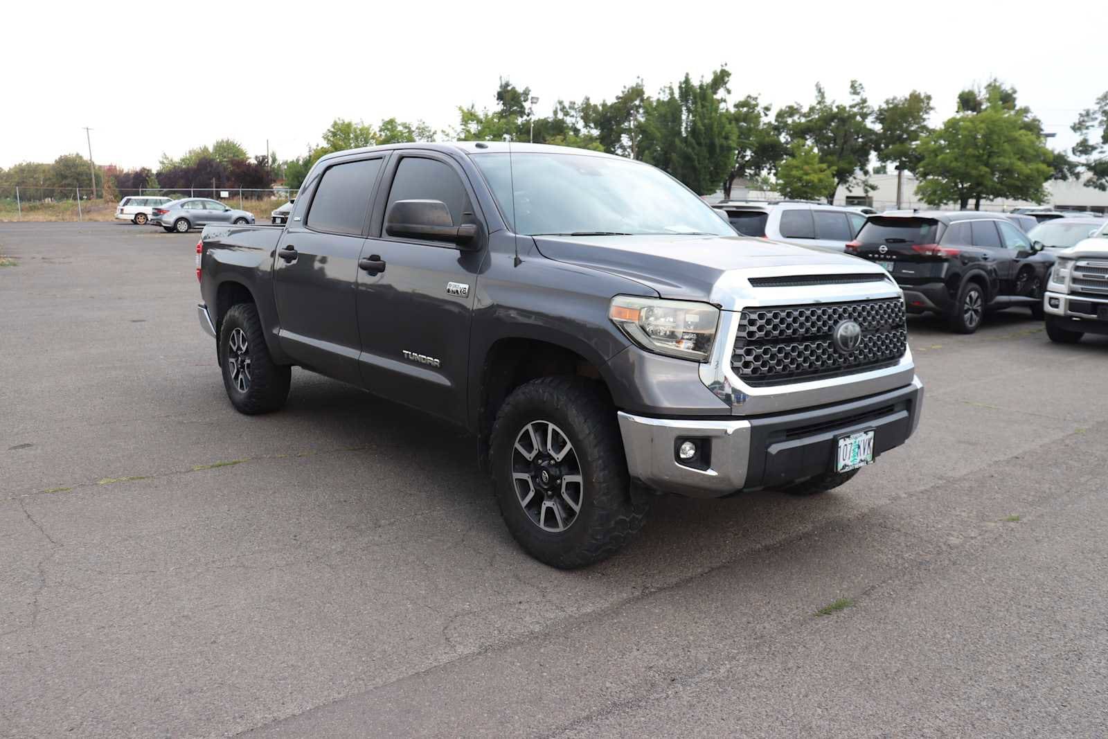 Thumbnail: 2018 Toyota Tundra - 3