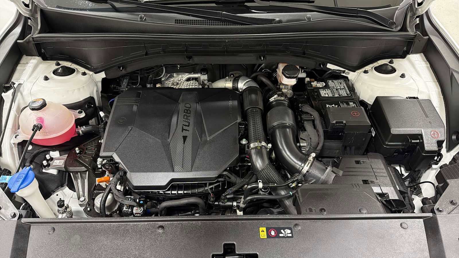 Thumbnail: 2023 Kia Sorento - 32