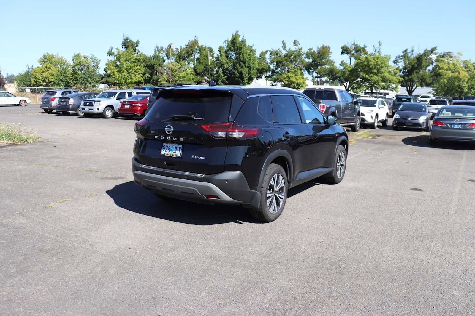 Thumbnail: 2021 Nissan Rogue - 5