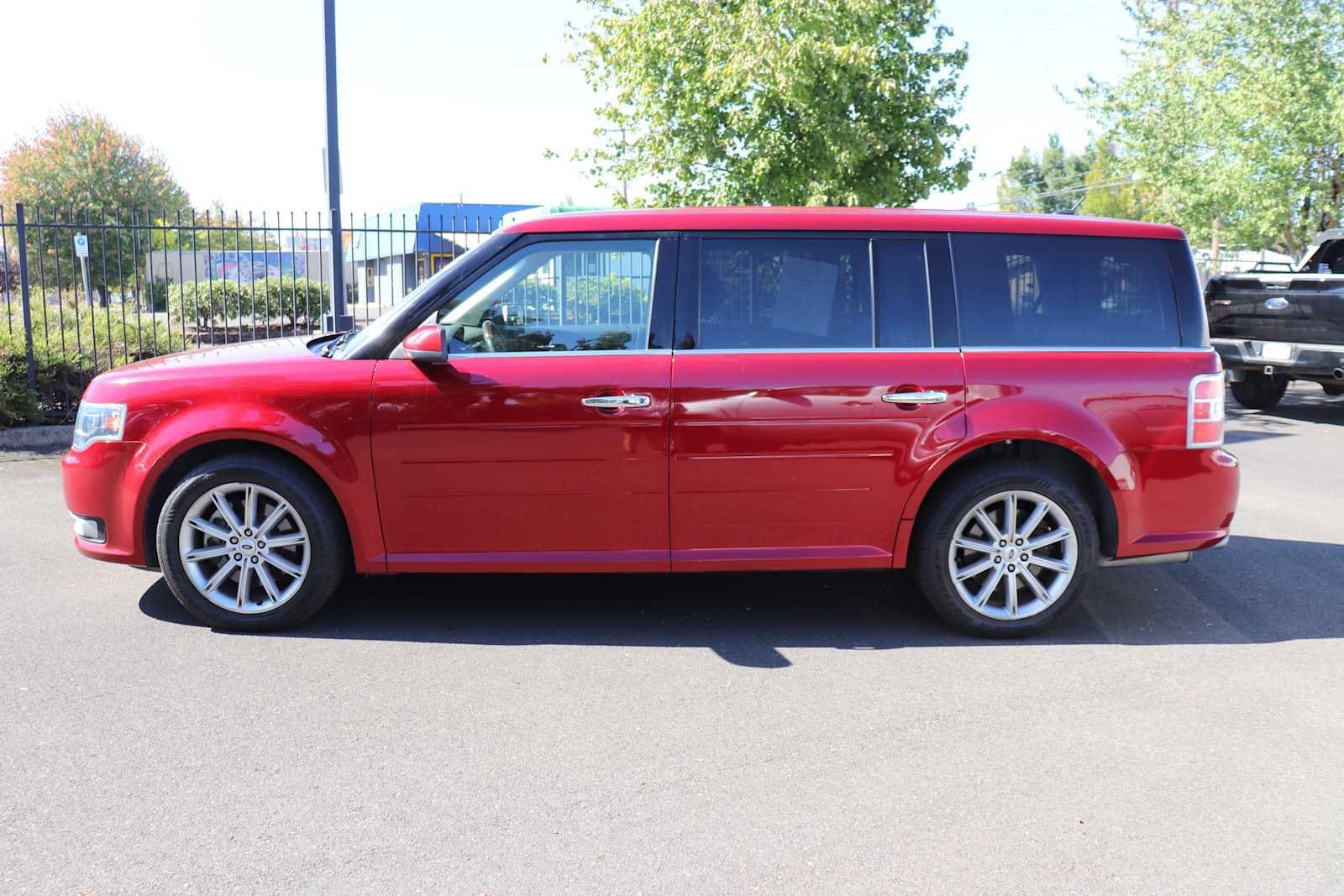 Thumbnail: 2019 Ford Flex - 8