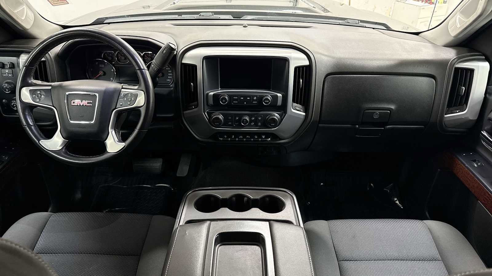 Thumbnail: 2016 GMC Sierra 2500 - 26