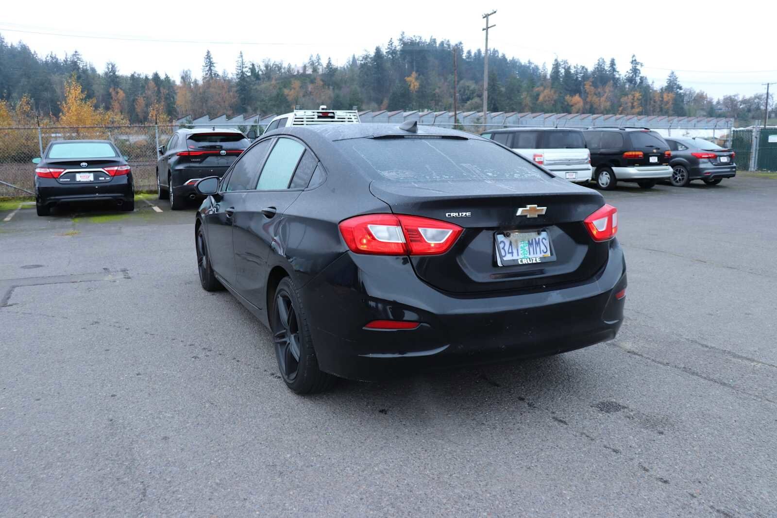 Thumbnail: 2017 Chevrolet Cruze - 7