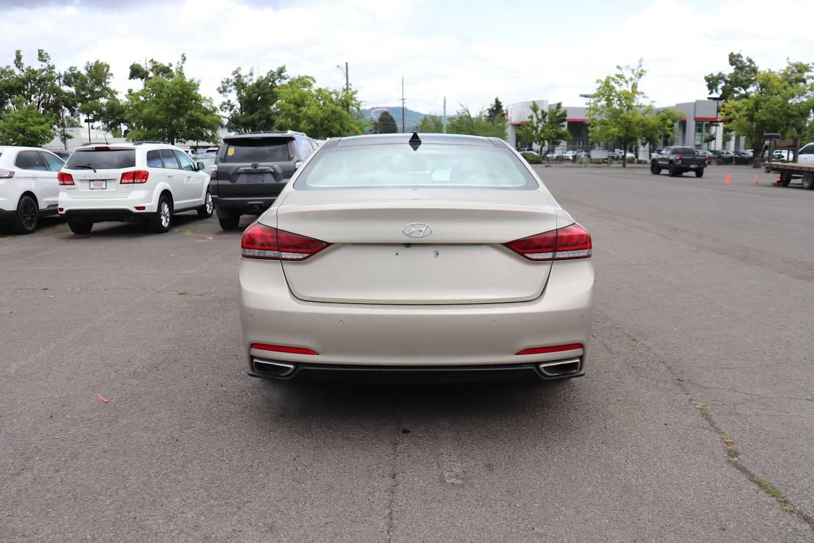 Thumbnail: 2015 Hyundai Genesis - 6