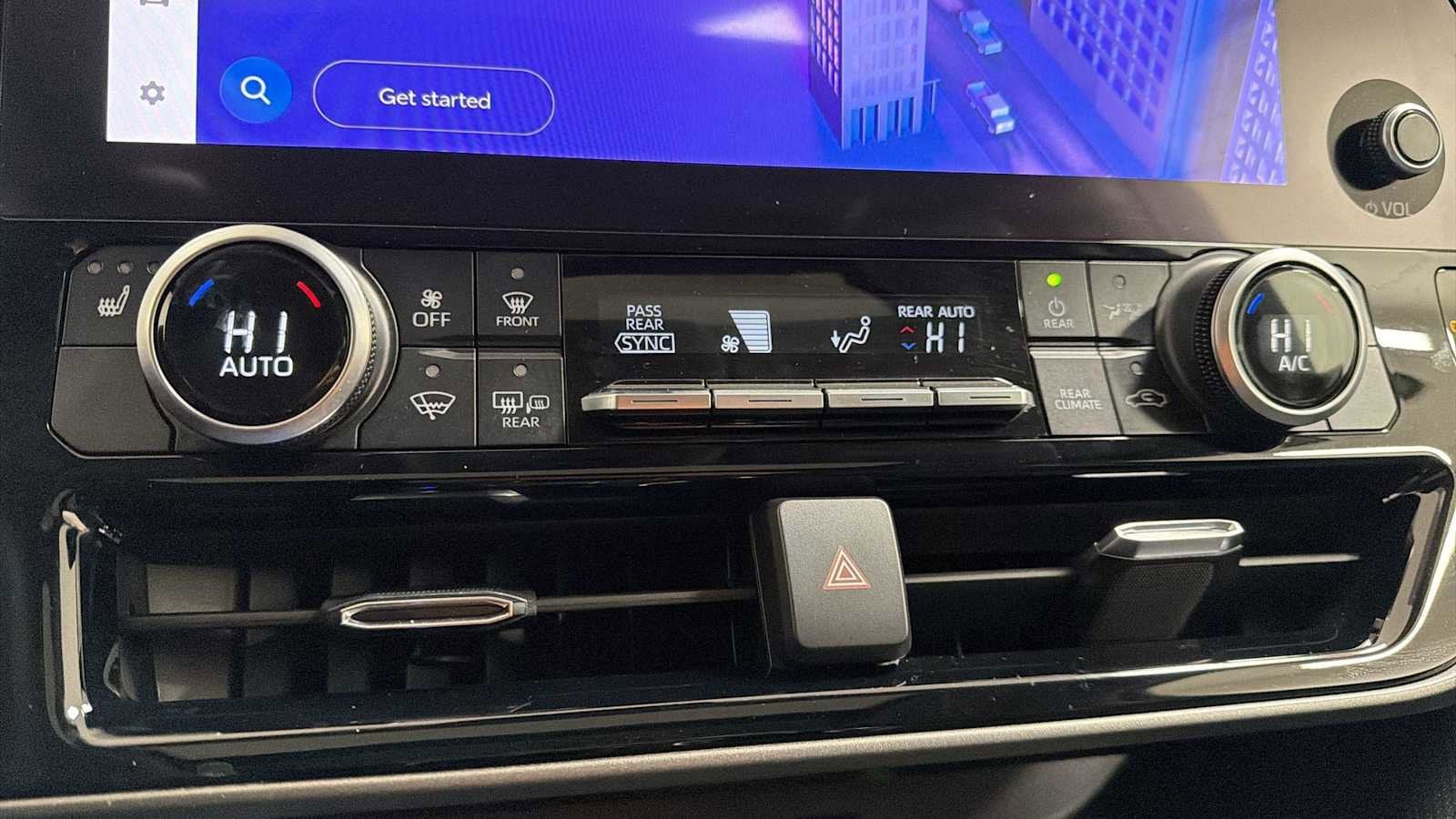 Thumbnail: 2024 Toyota Highlander - 21