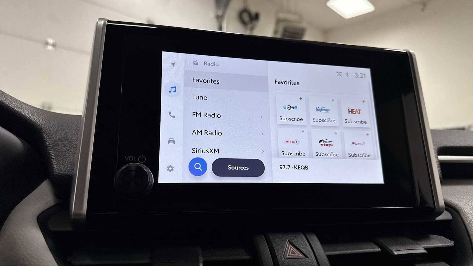 Thumbnail: 2024 Toyota RAV4 - 18