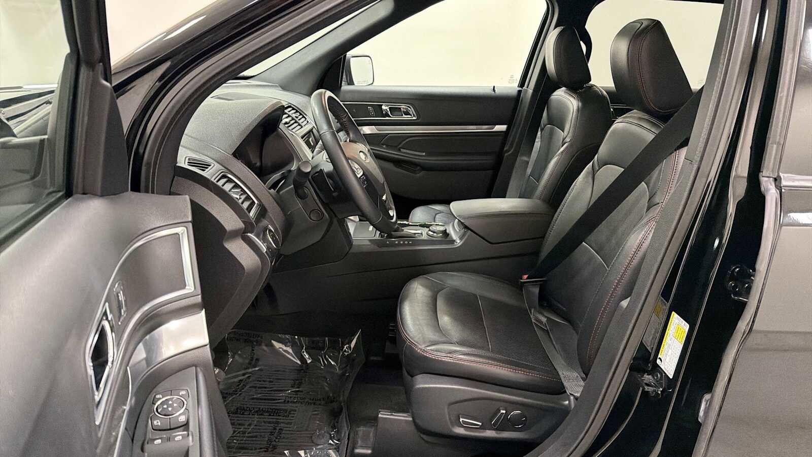 Thumbnail: 2018 Ford Explorer - 13