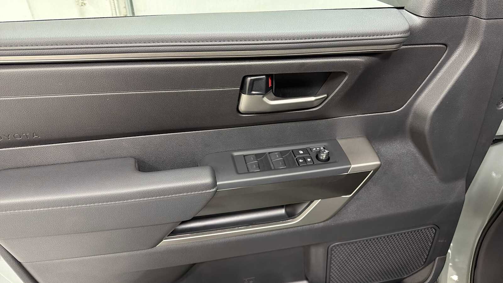 Thumbnail: 2026 Toyota Tundra - 15