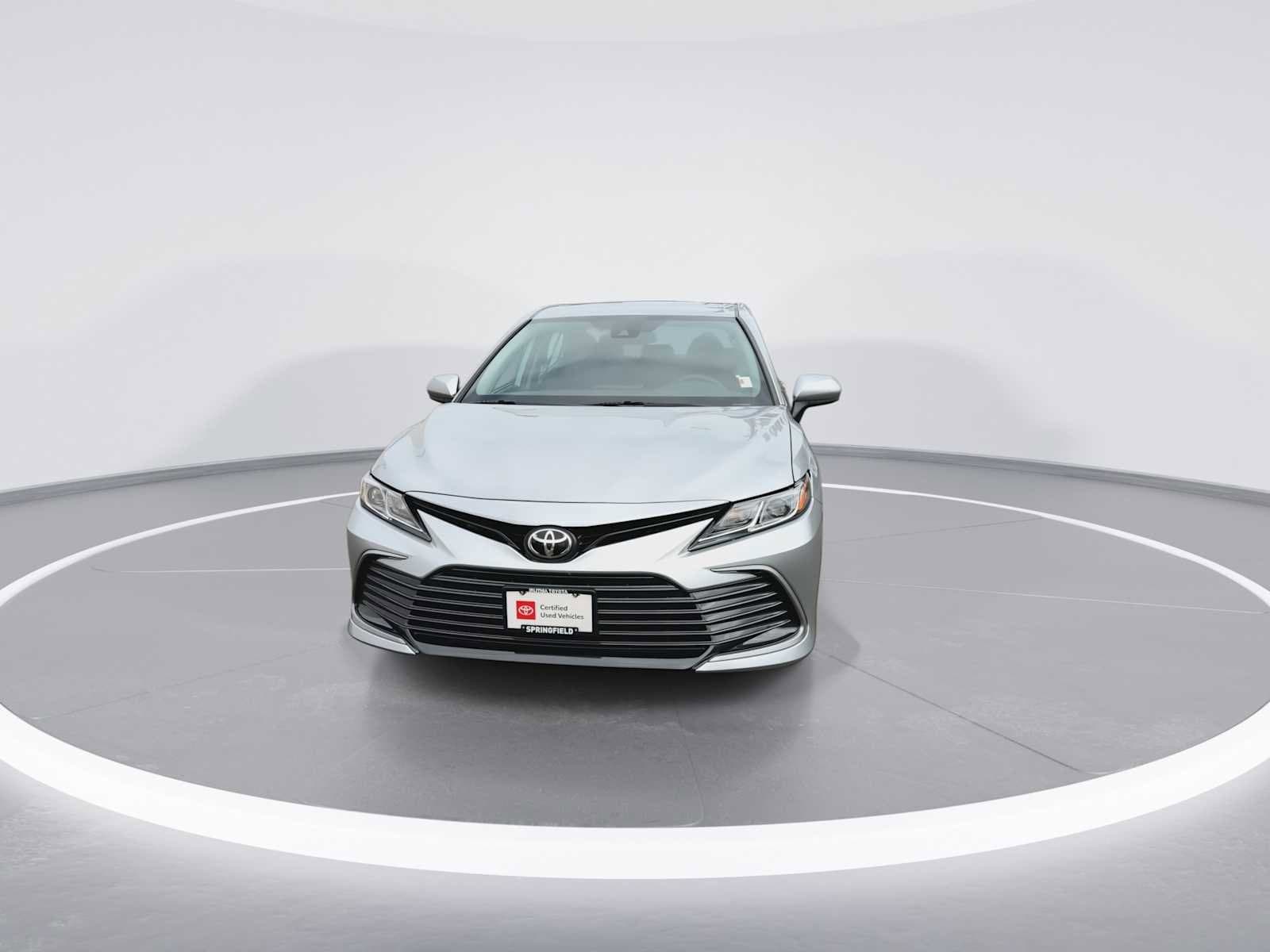 Thumbnail: 2021 Toyota Camry - 3