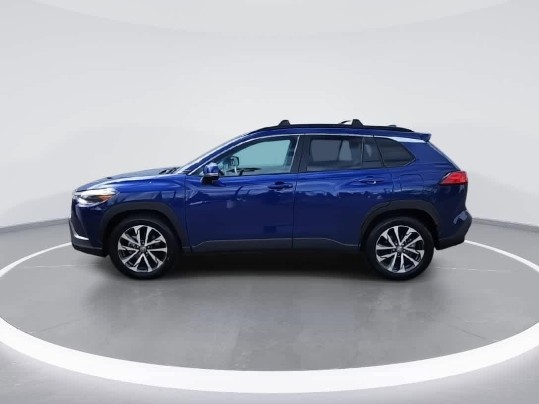 Thumbnail: 2022 Toyota Corolla Cross - 5