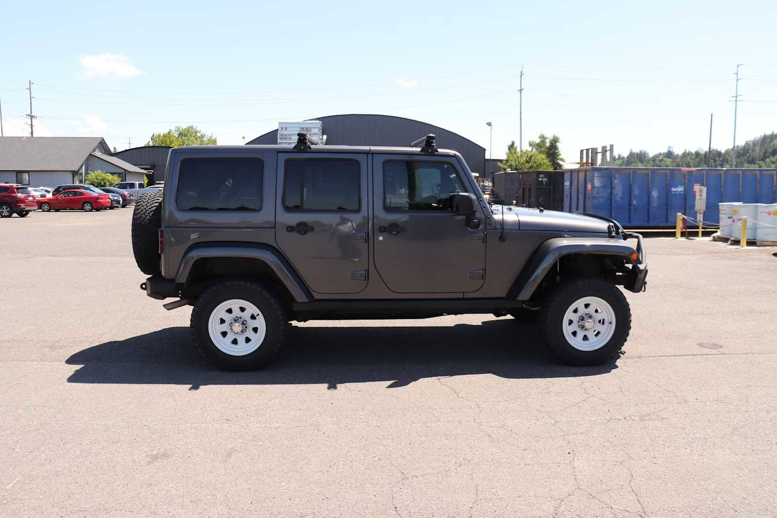 Thumbnail: 2016 Jeep Wrangler - 4