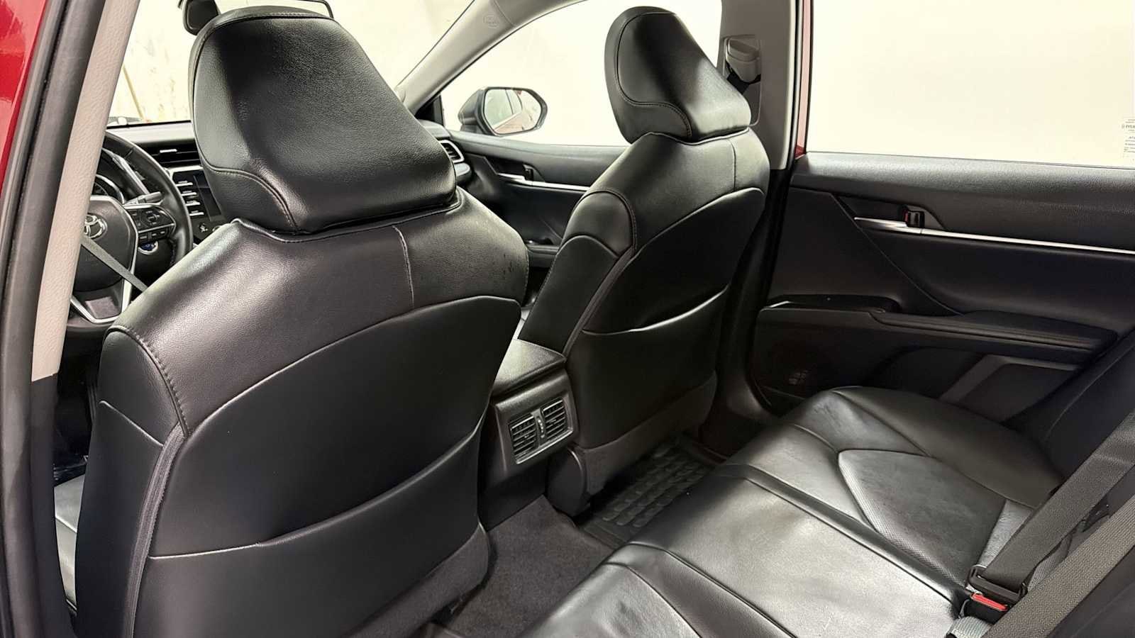 Thumbnail: 2020 Toyota Camry - 26