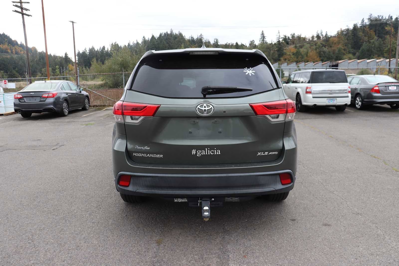 Thumbnail: 2017 Toyota Highlander - 6