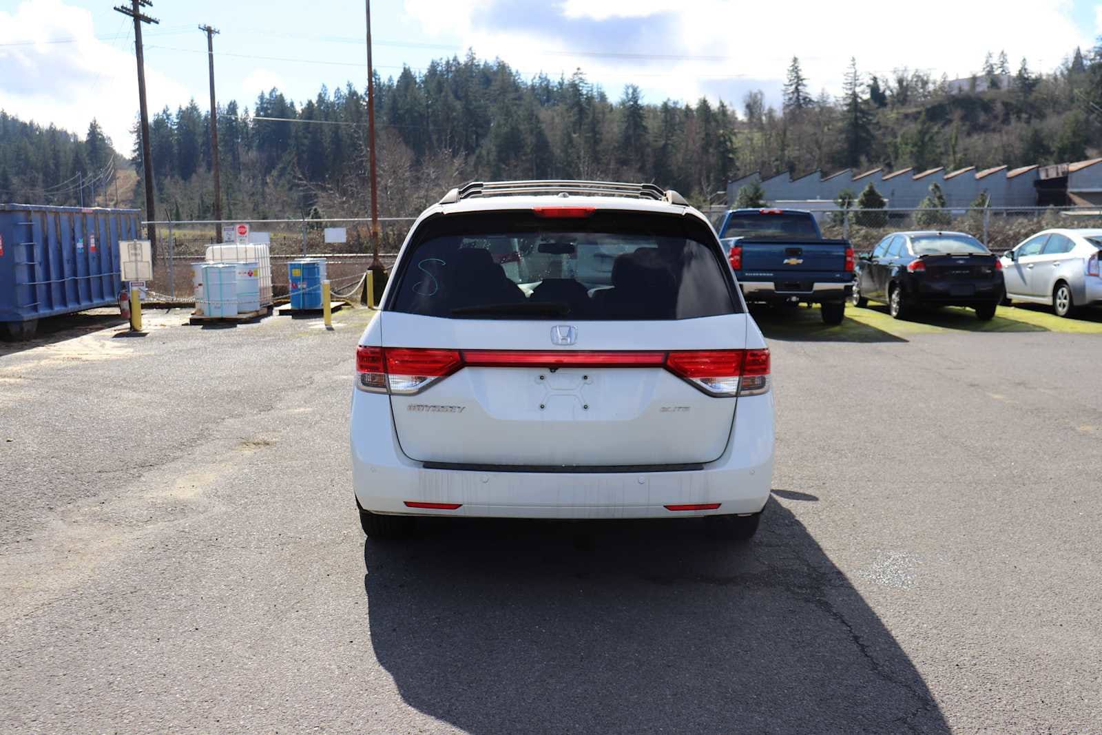 Thumbnail: 2014 Honda Odyssey - 6