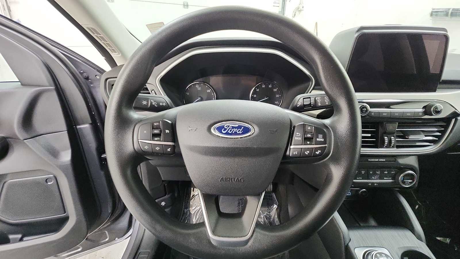 Thumbnail: 2021 Ford Escape - 16