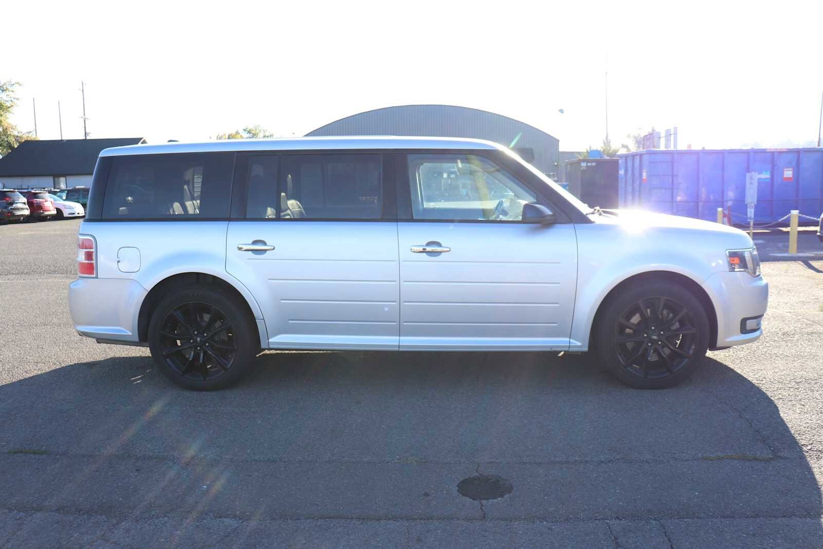 2016 Ford Flex SEL photo 3