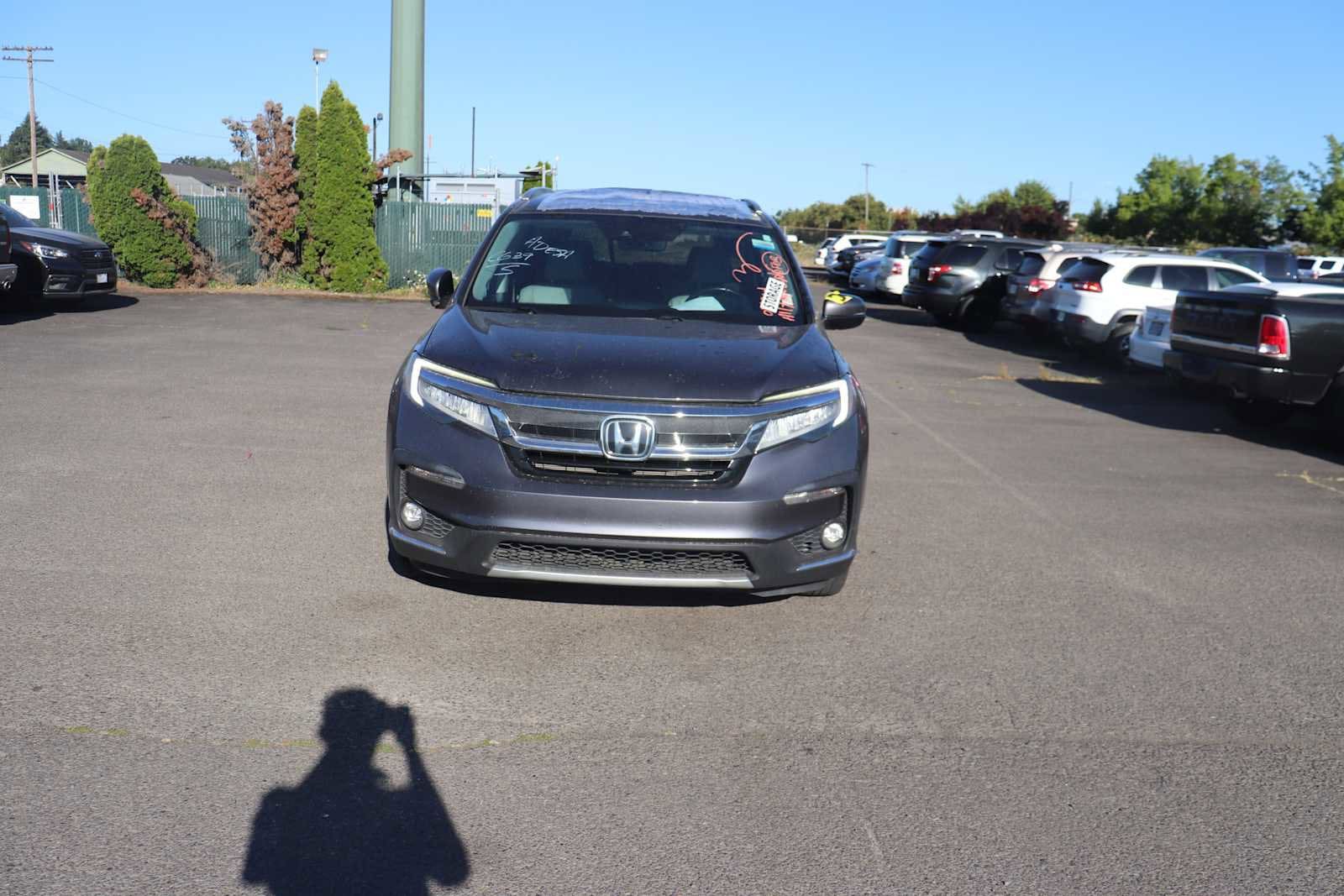 Thumbnail: 2019 Honda Pilot - 2