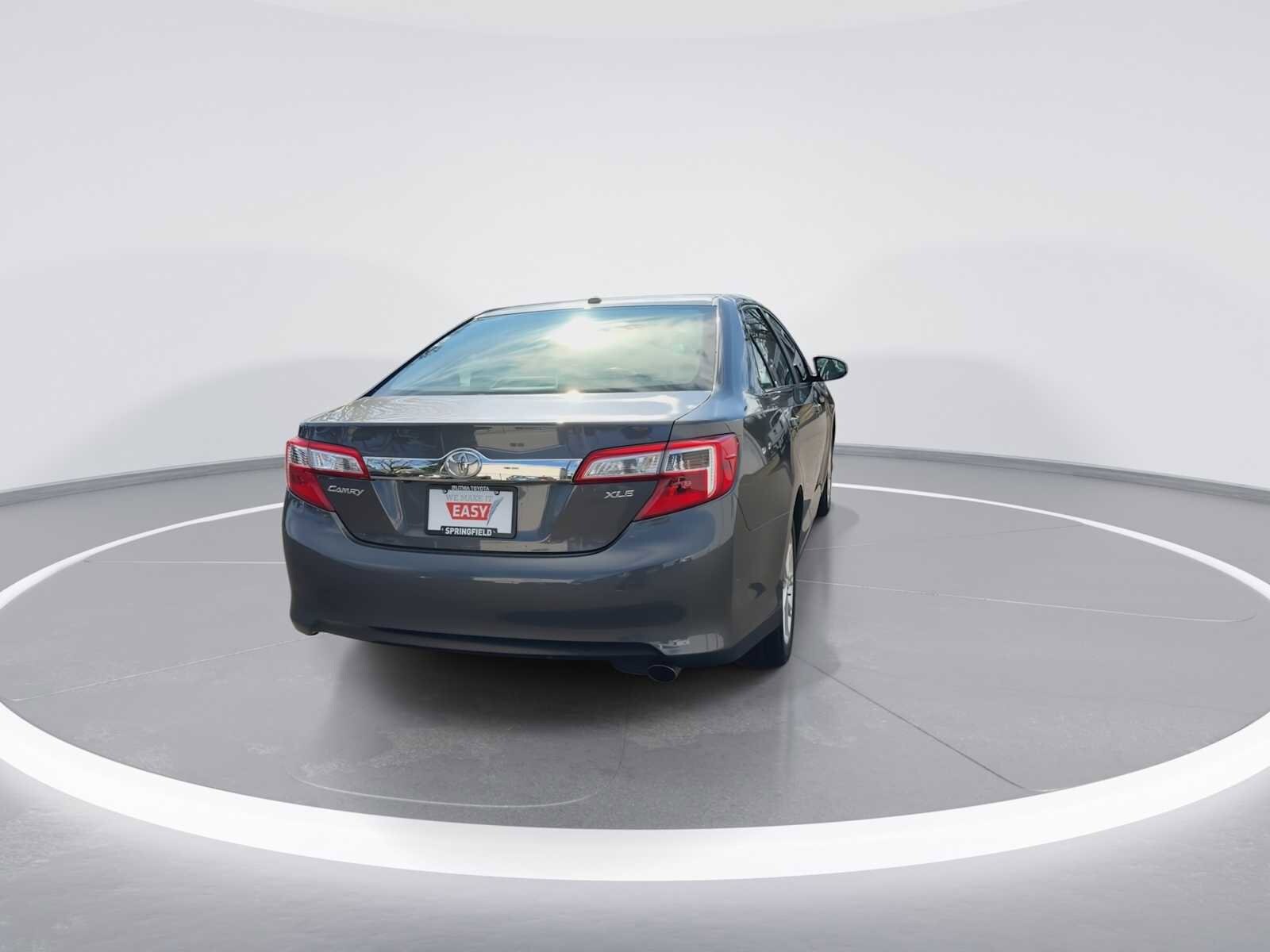 Thumbnail: 2013 Toyota Camry - 7