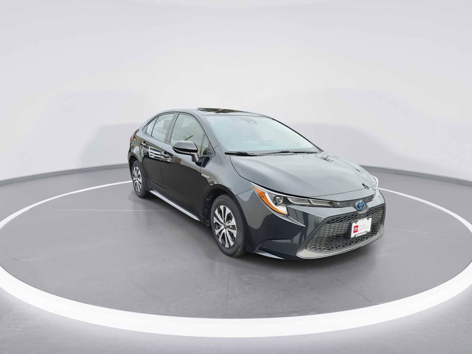 2021 Toyota Corolla Hybrid LE photo 2