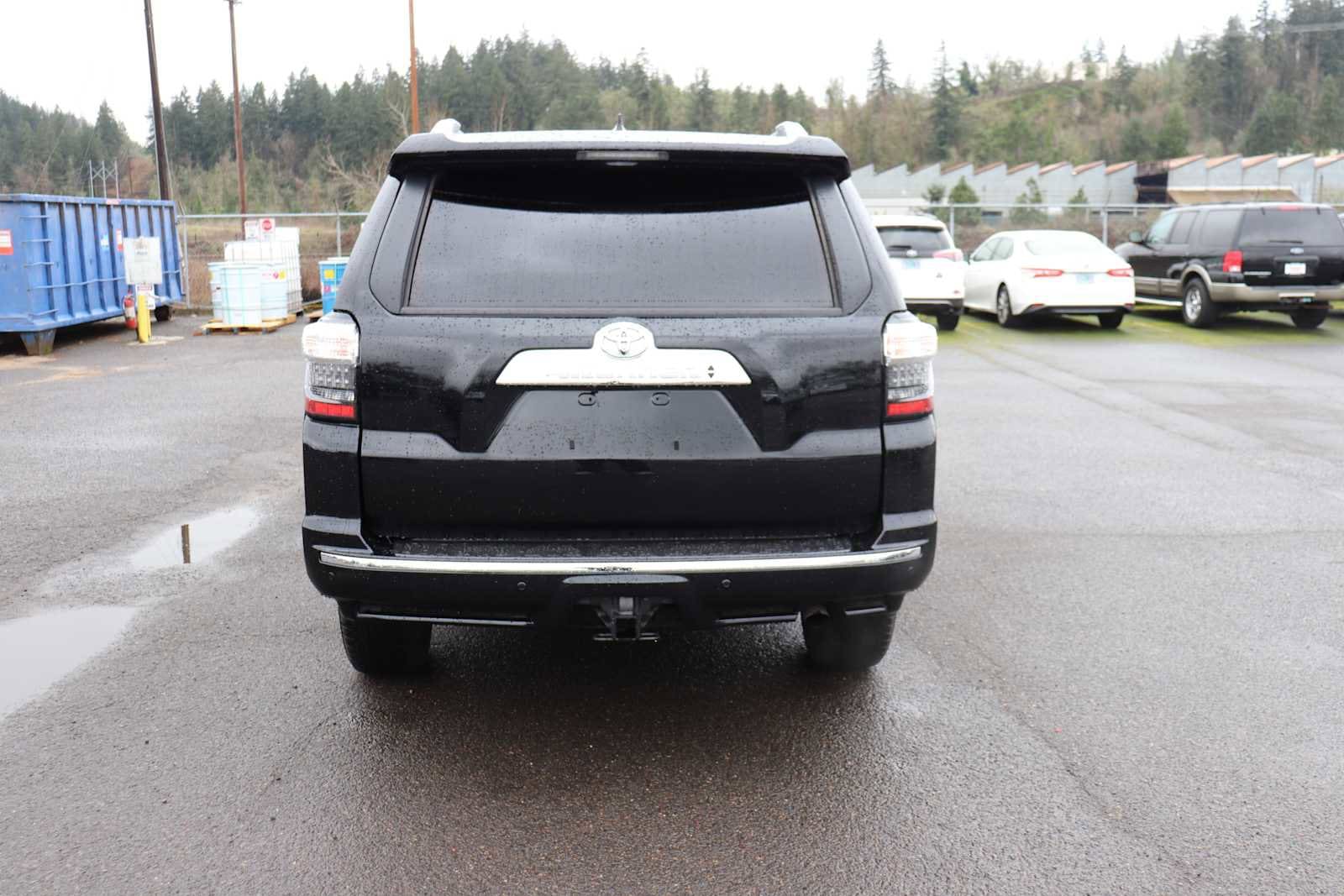 Thumbnail: 2020 Toyota 4Runner - 6