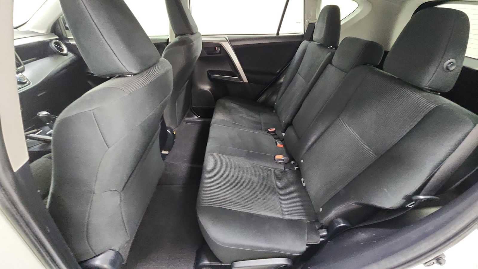 Thumbnail: 2017 Toyota RAV4 - 23