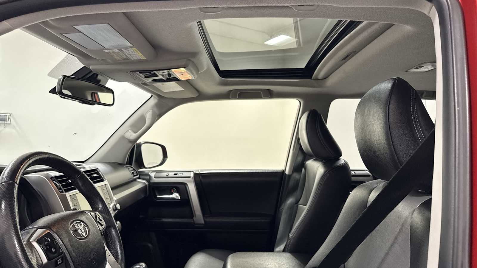 Thumbnail: 2022 Toyota 4Runner - 24