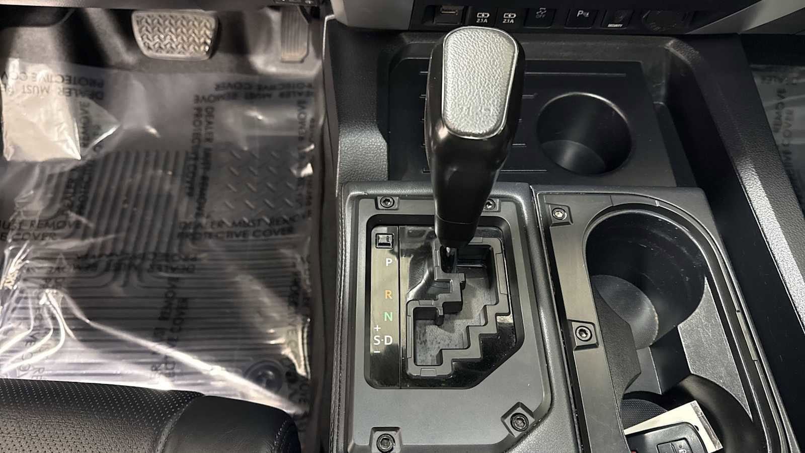 Thumbnail: 2021 Toyota Tundra - 22