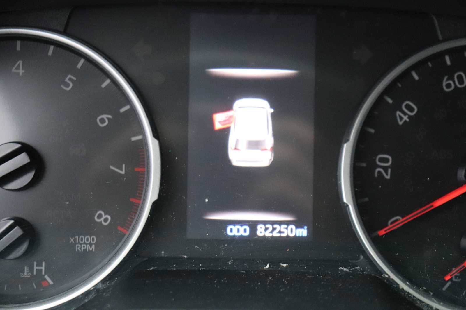 Thumbnail: 2020 Toyota RAV4 - 11