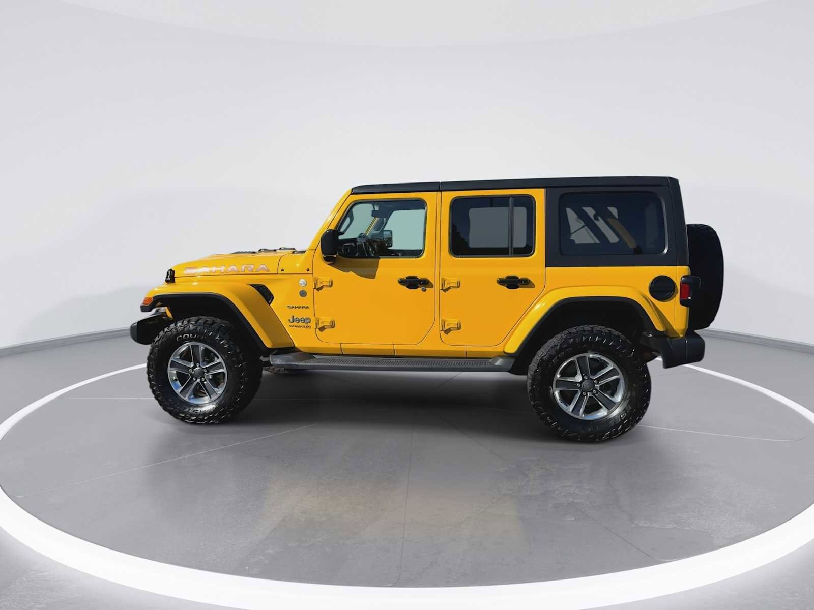 Thumbnail: 2019 Jeep Wrangler - 6