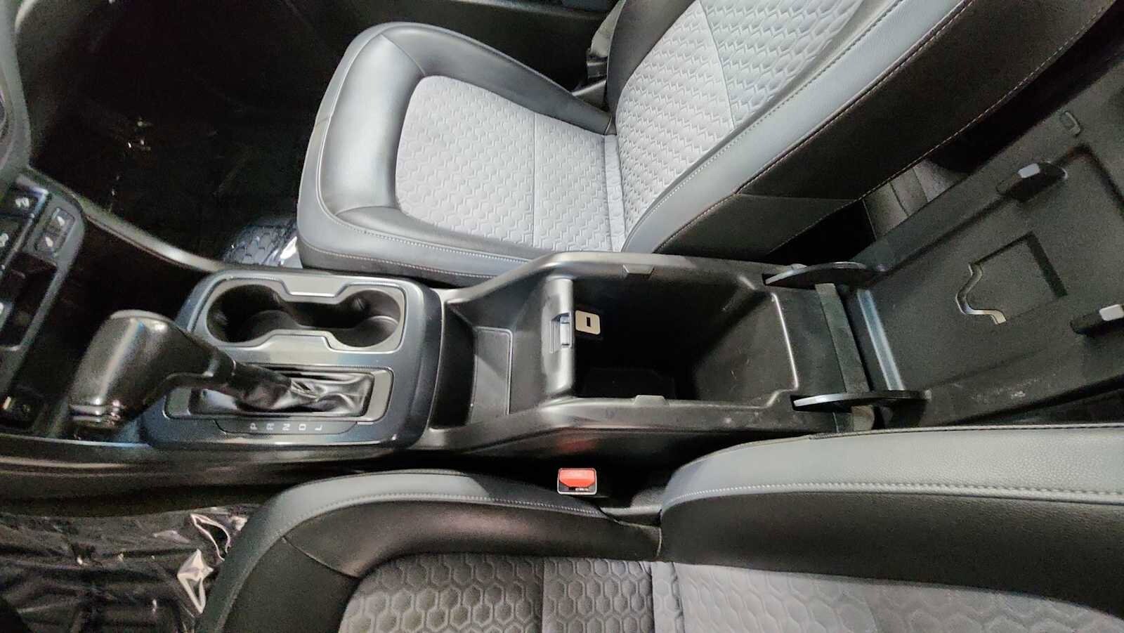 Thumbnail: 2017 Chevrolet Colorado - 22