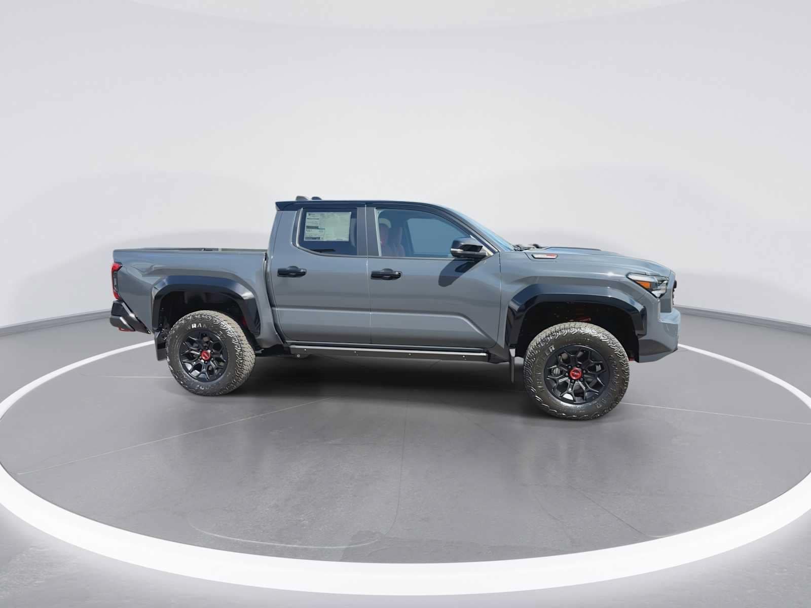2026 Toyota Tacoma TRD Pro - Photo 9