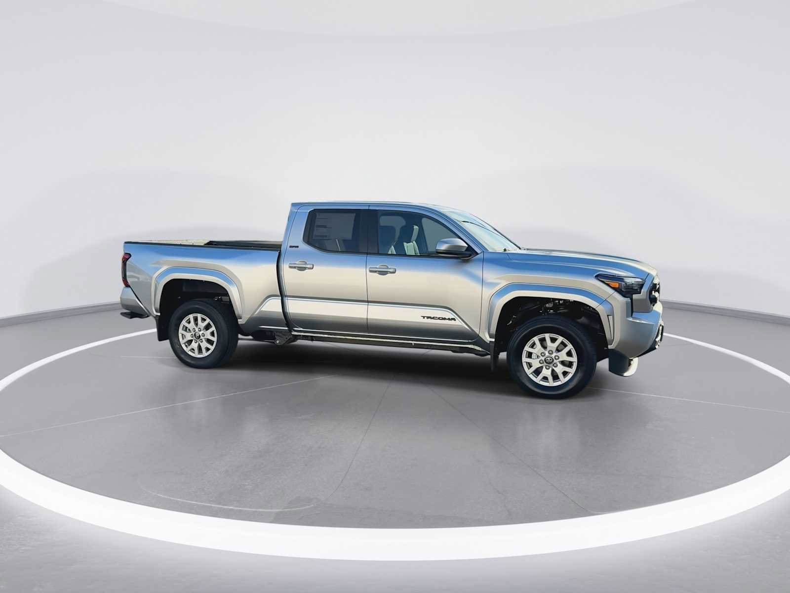 Thumbnail: 2025 Toyota Tacoma - 9