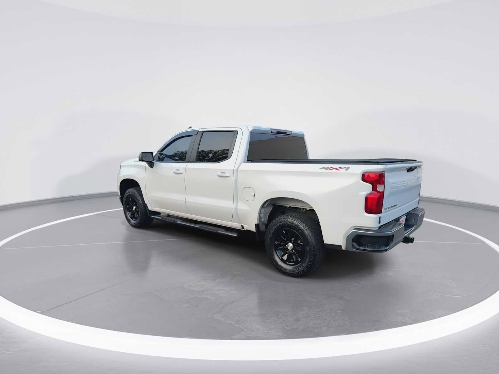 Thumbnail: 2020 Chevrolet Silverado 1500 - 6