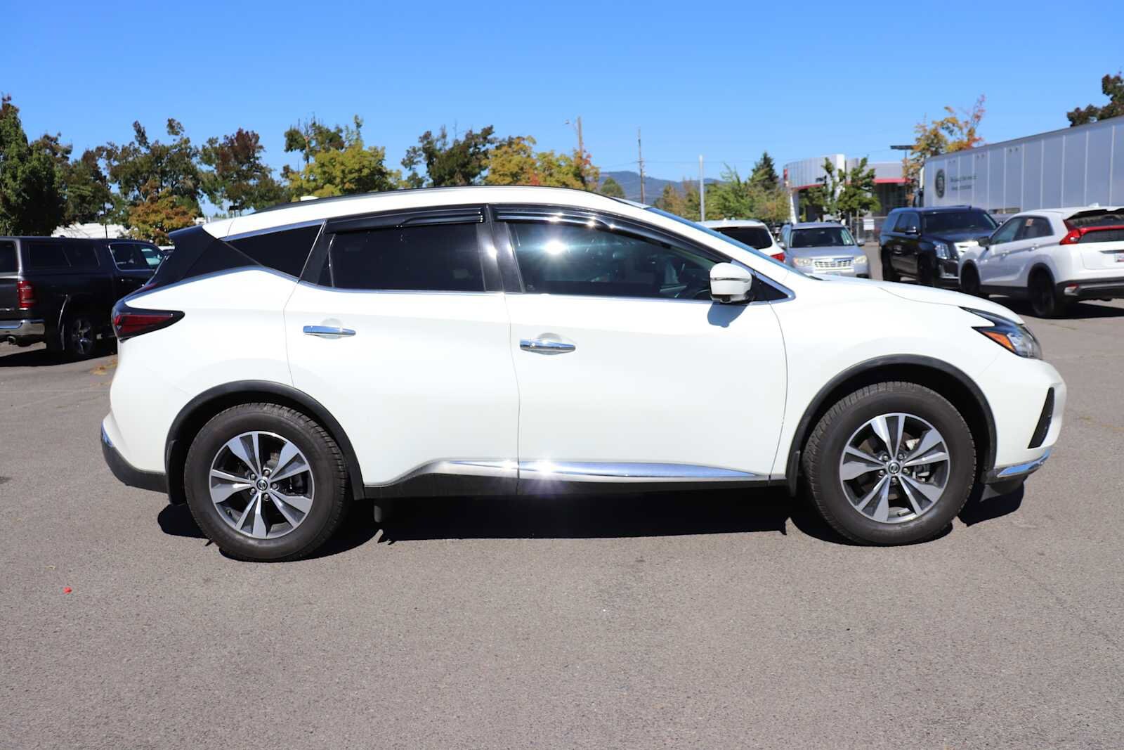 2020 Nissan Murano SV photo 3