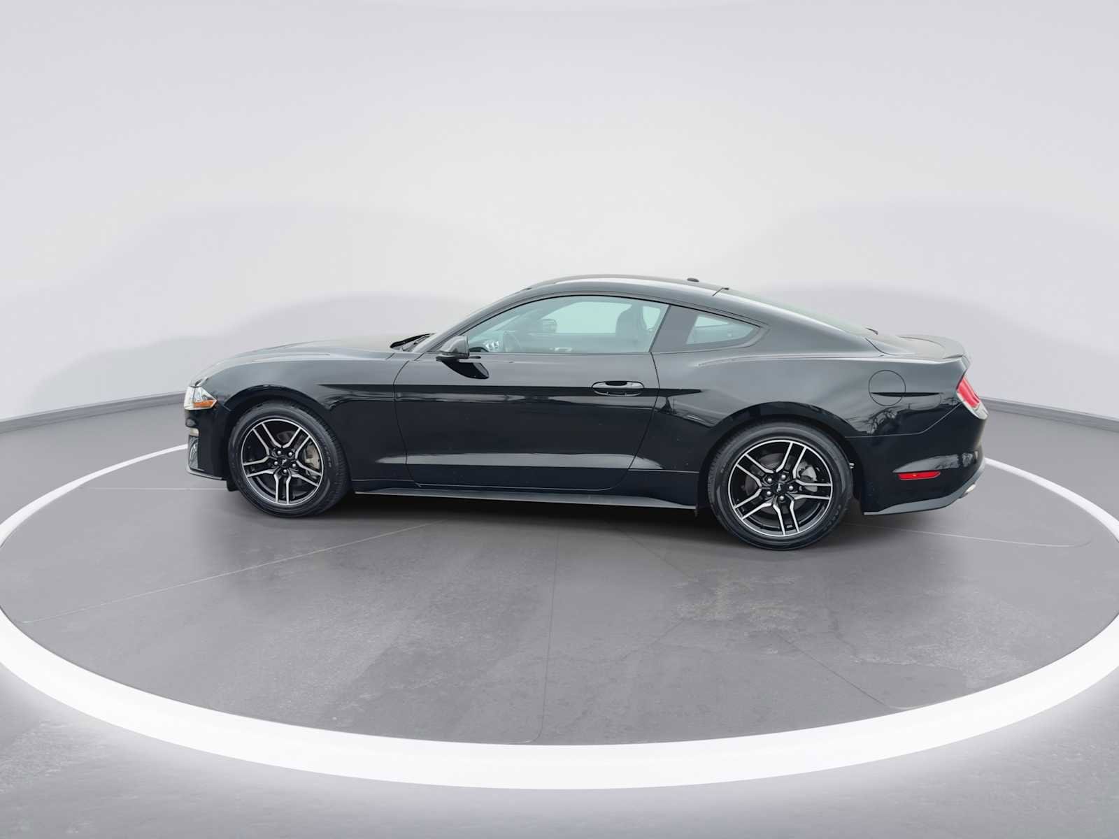 Thumbnail: 2018 Ford Mustang - 5