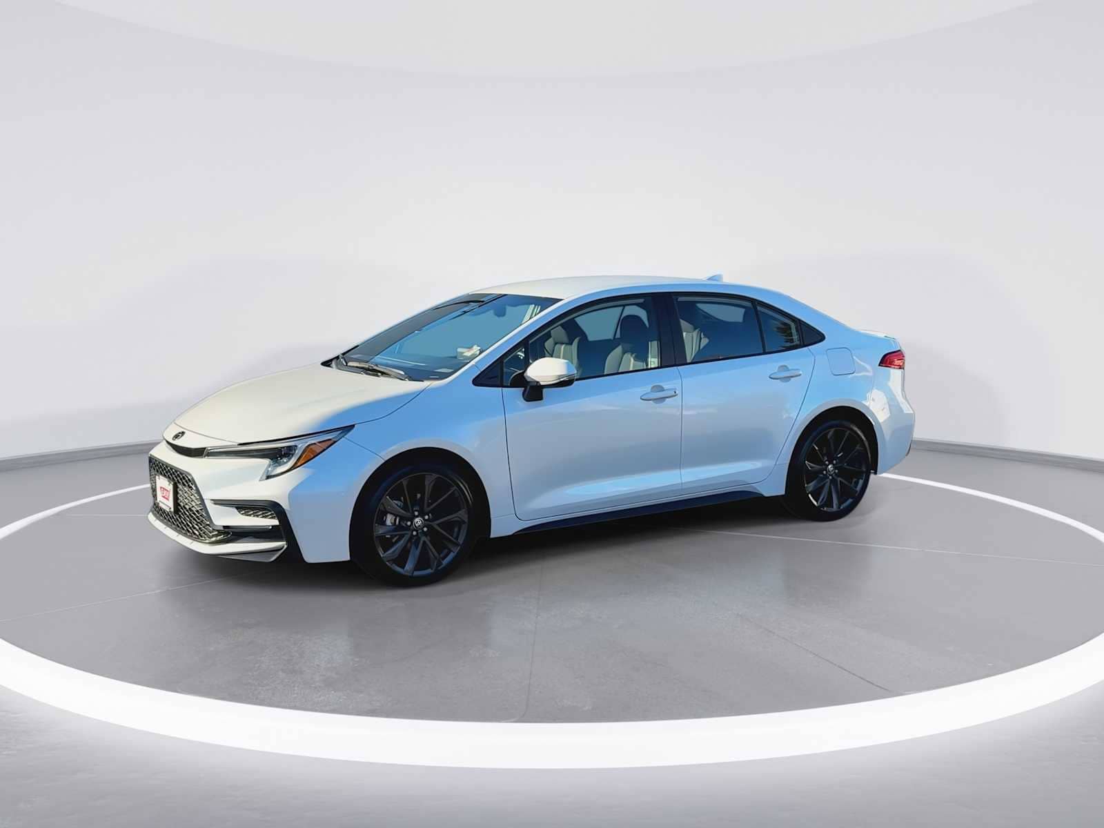 Thumbnail: 2025 Toyota Corolla - 4