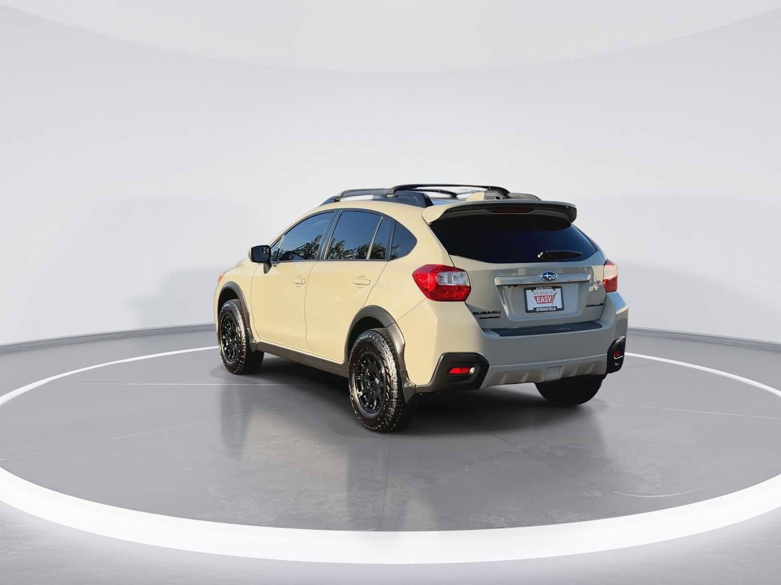 Thumbnail: 2017 Subaru Crosstrek - 6