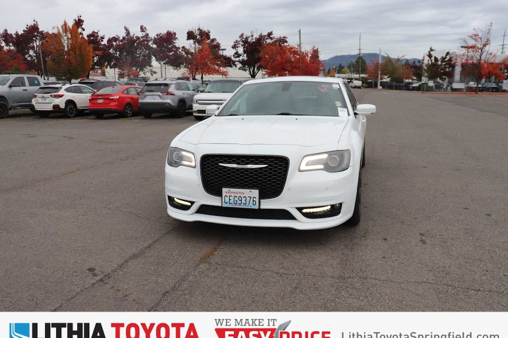 Used 2017 Chrysler 300 S Sedan
