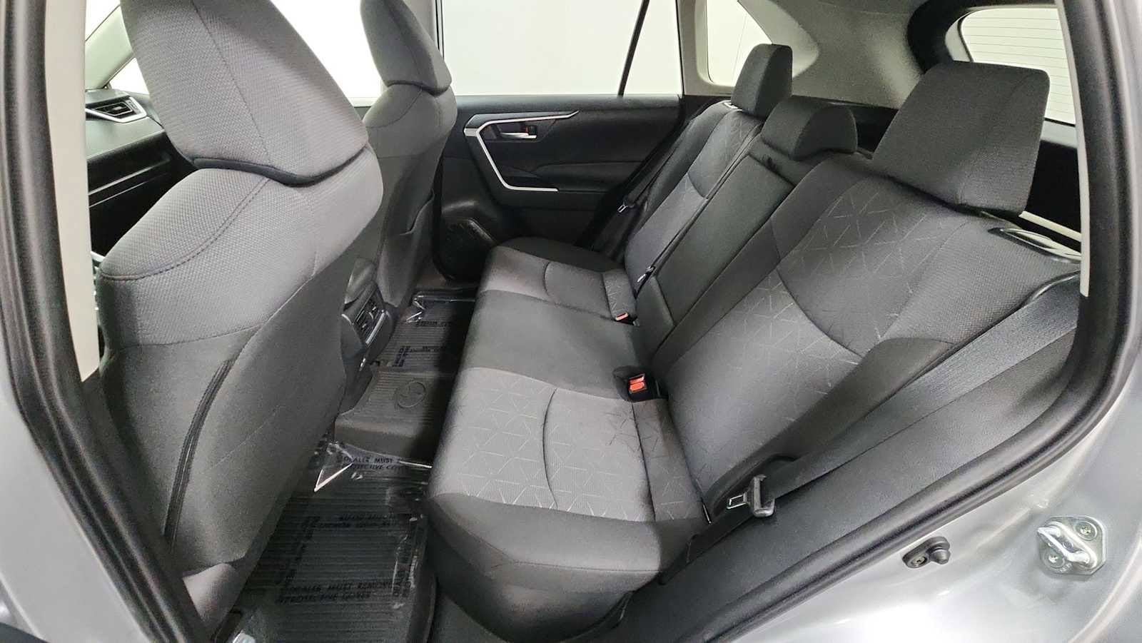 Thumbnail: 2025 Toyota RAV4 - 25