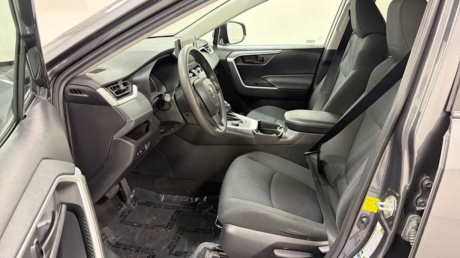 Thumbnail: 2021 Toyota RAV4 - 13