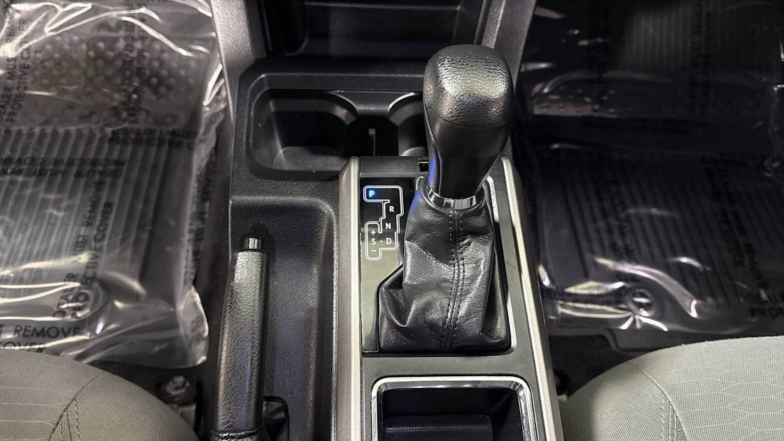 Thumbnail: 2019 Toyota Tacoma - 21