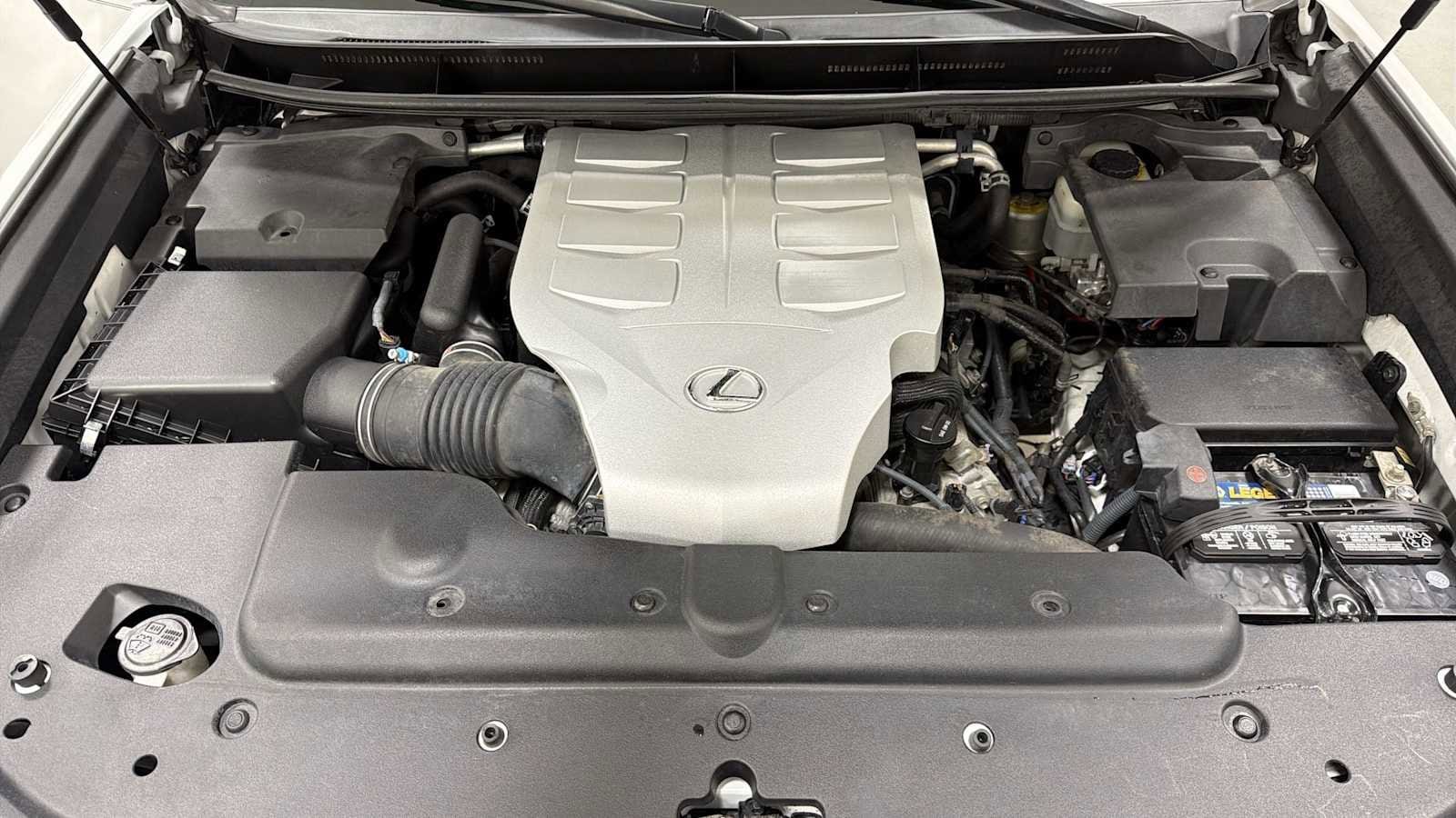 Thumbnail: 2013 Lexus GX - 32