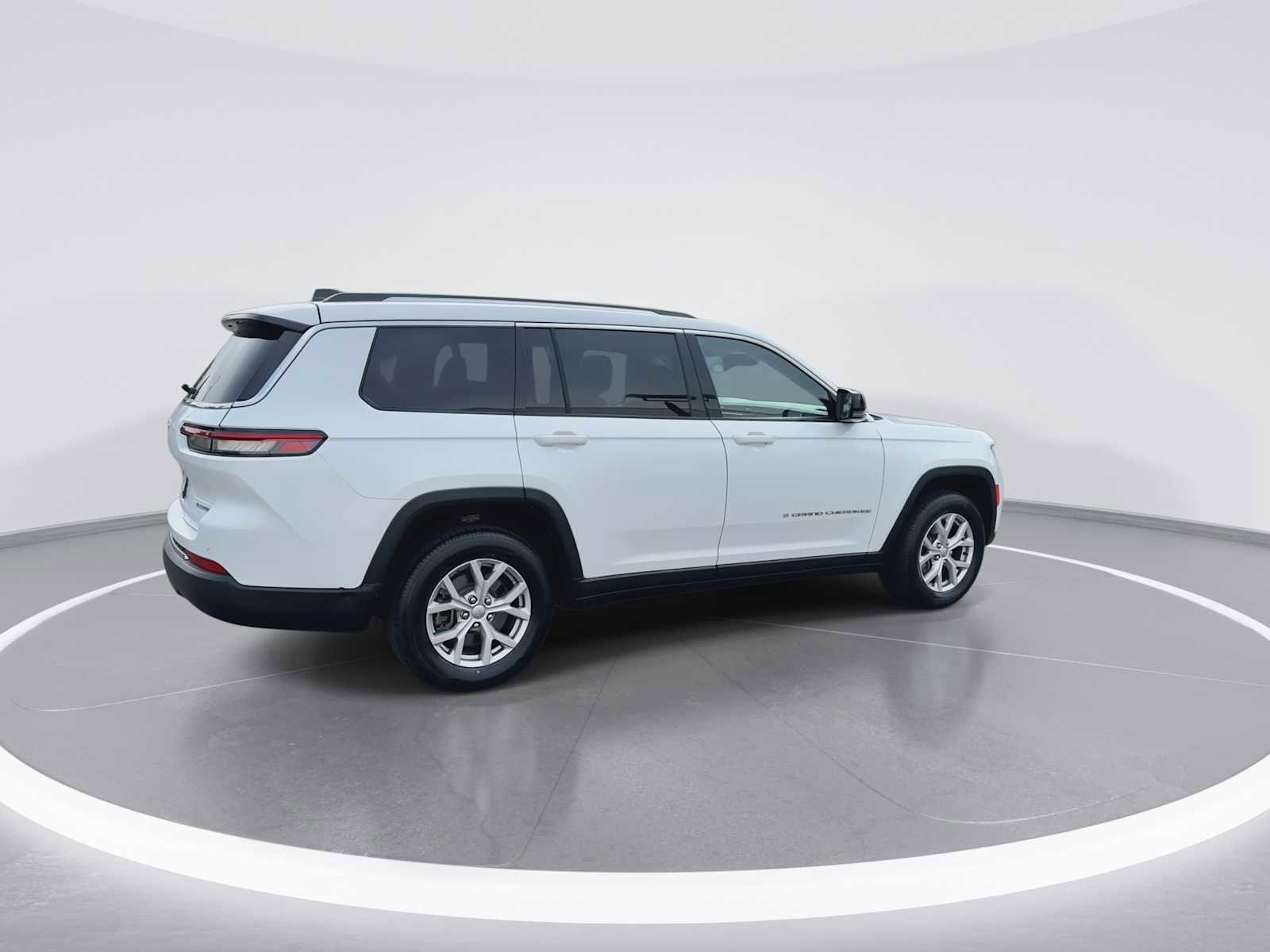 Thumbnail: 2021 Jeep Grand Cherokee L - 8