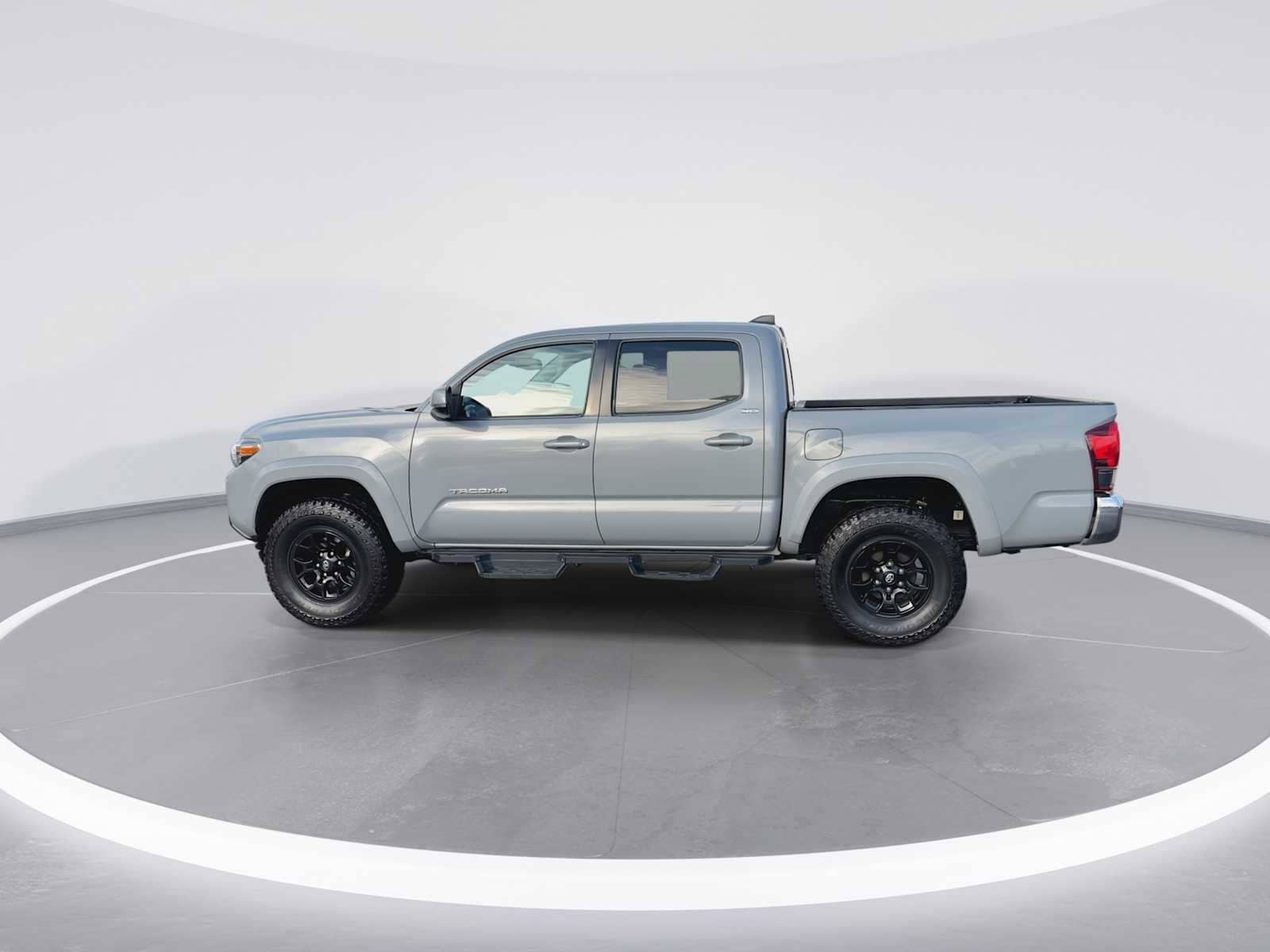 Thumbnail: 2020 Toyota Tacoma - 5