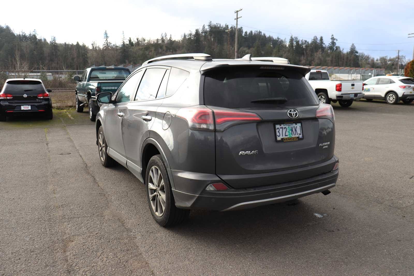 Thumbnail: 2017 Toyota RAV4 - 7