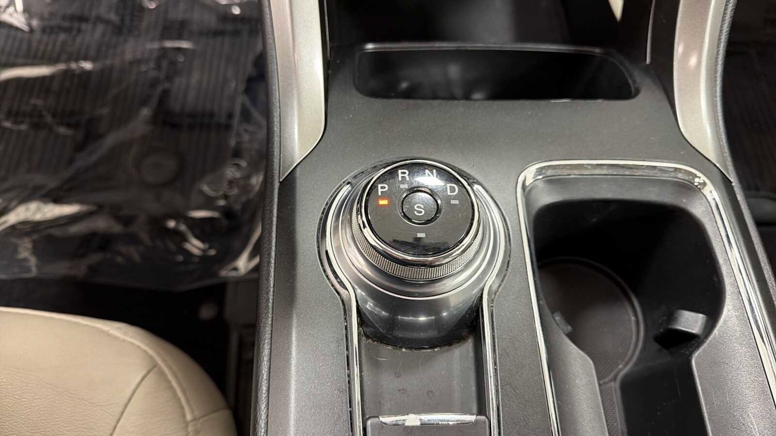 Thumbnail: 2017 Ford Fusion - 21