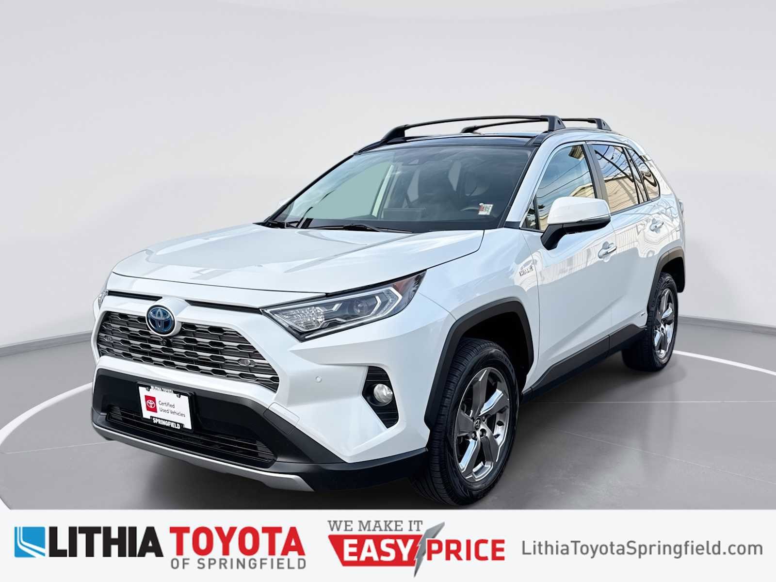 Thumbnail: 2020 Toyota RAV4 - 1