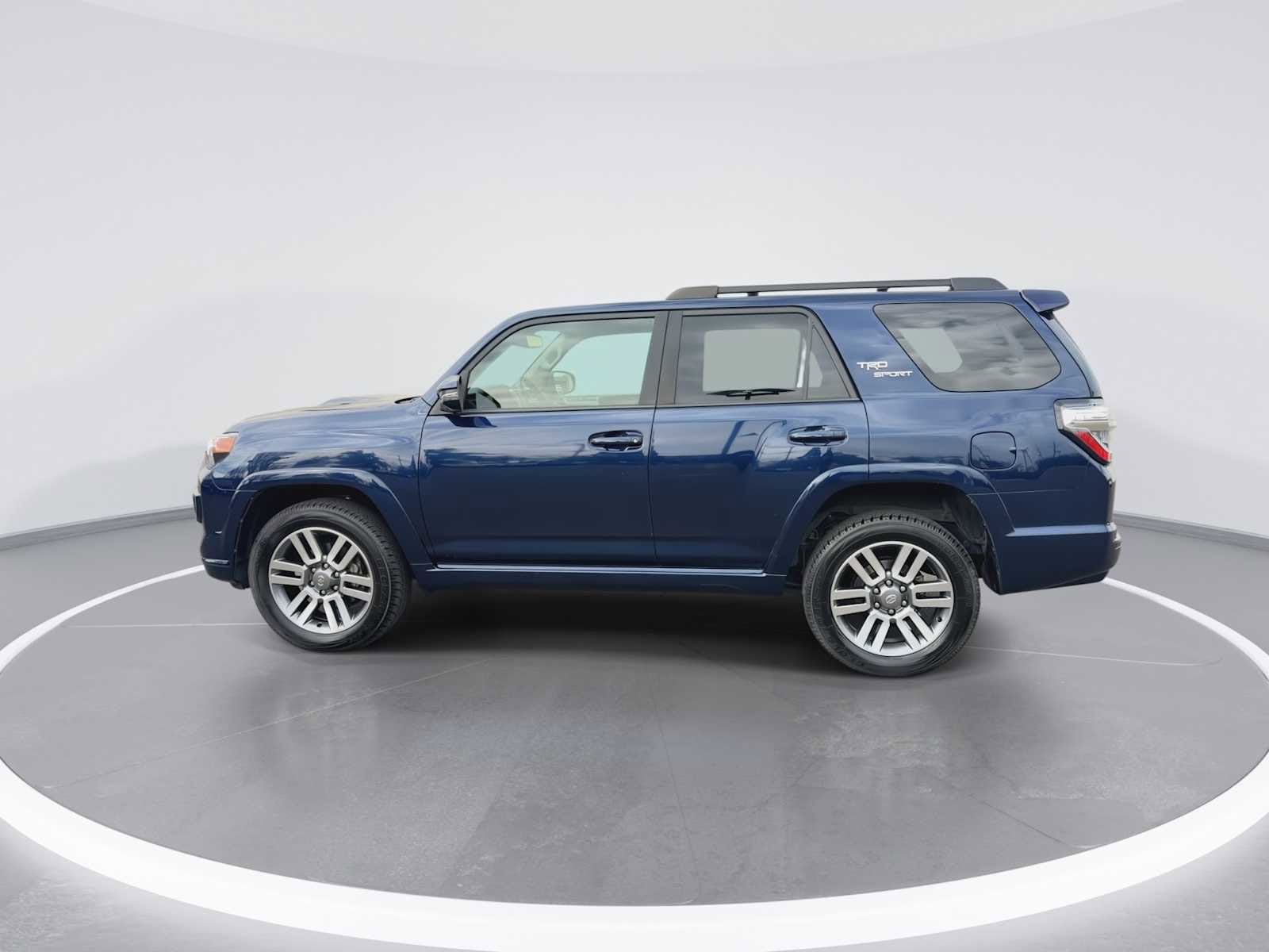 Thumbnail: 2022 Toyota 4Runner - 5